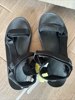 Target Black Adjustable Outdoor Sport Sandals NWT